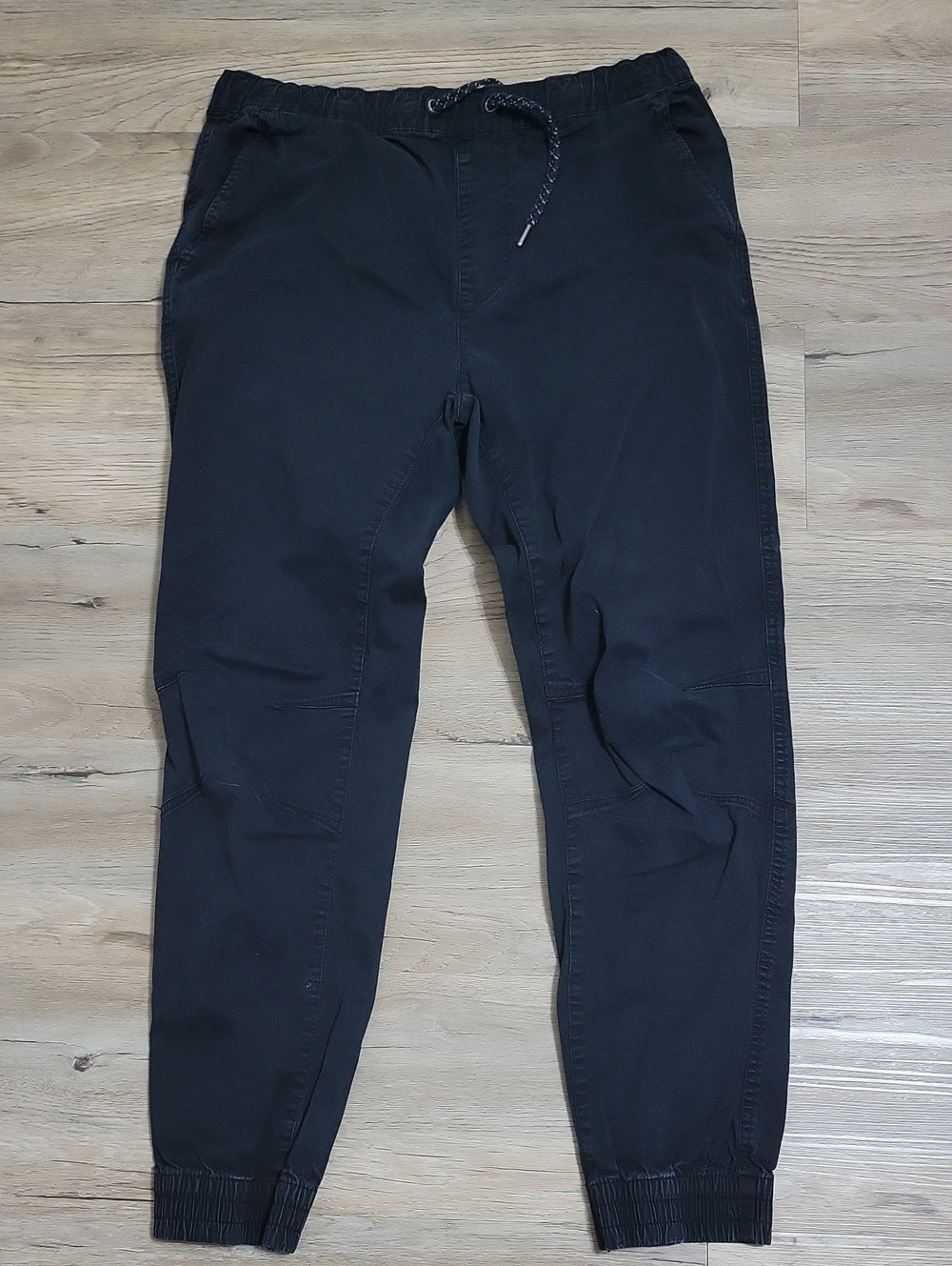 Indigo Men's Black Drawstring Jogger Pants